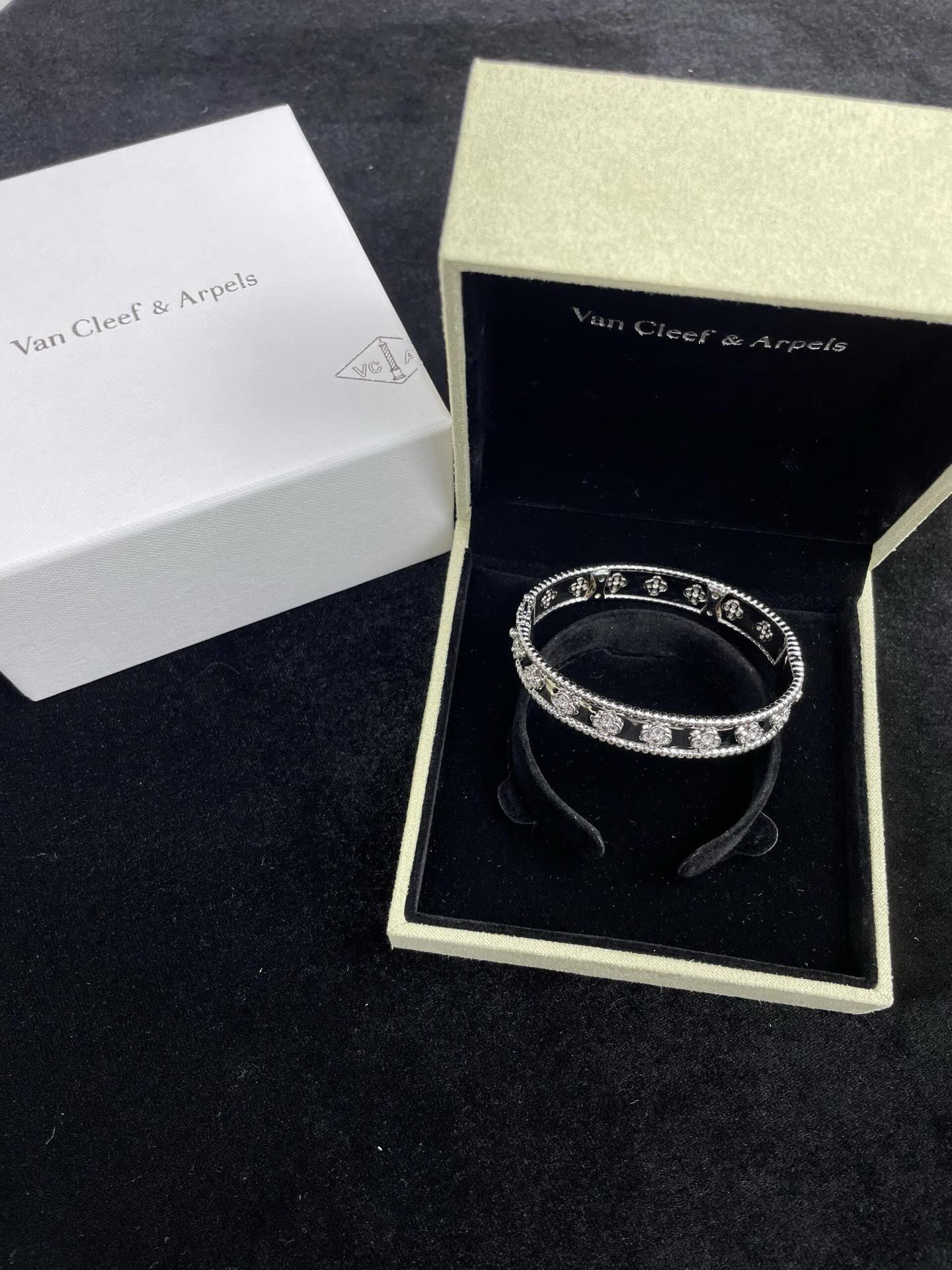 Van Cleef & Arpels Alhambra Silver Earrings and Bracelet Set
